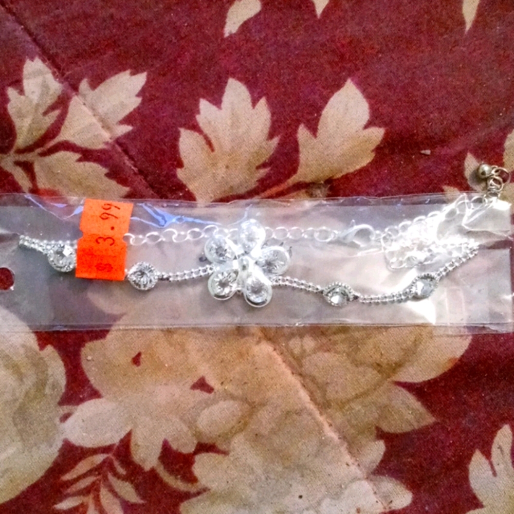 Anklet